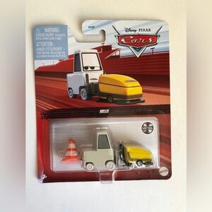 Disney Pixar Cars Die-Cast - Millie - Cars 3 - BRAND NEW!!!